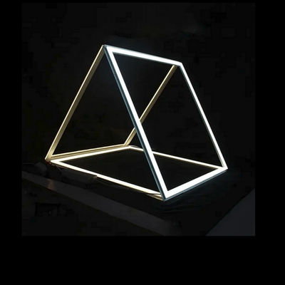 Desain DIY 595x595 Pencahayaan tepi dalam ruangan LED Pencahayaan bingkai panel miring untuk pusat perbelanjaan kantor