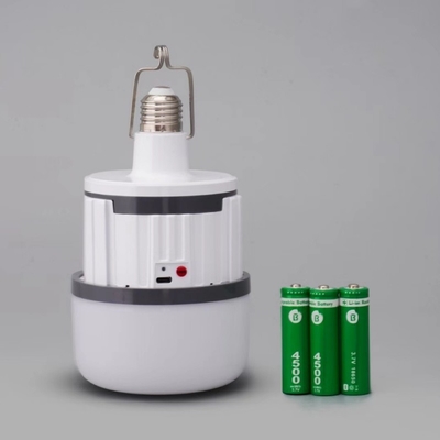Portable 30w 50w Lampu darurat LED bertenaga tinggi Waktu darurat panjang 5 jam untuk penggunaan di luar ruangan
