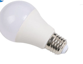 E27 E14 B22 Di Dalam Led Bulb 2835 Chip Aluminium Alloy Lamp Body Material Untuk Kantor
