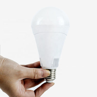 T80 Ukuran Indoor Outdoor Led Light Bulbs E27 / B22 Base Garansi 3 Tahun
