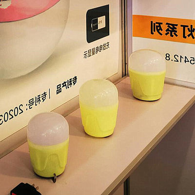 50w hingga 200w Solar Rechargeable Bulb untuk Camp dan Indoor Using