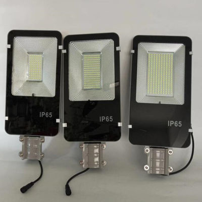 10W hingga 360W Semua dalam dua lampu jalan Tenaga Surya untuk Jalan dan Tempat Parkir dengan Penal Surya dan Baterai Lithium
