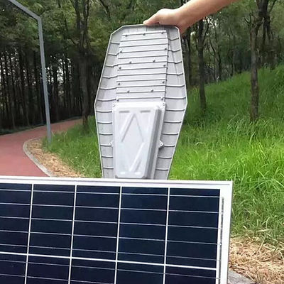 400W Interstellar Warrior Solar Street Light dengan desain khusus untuk Taman