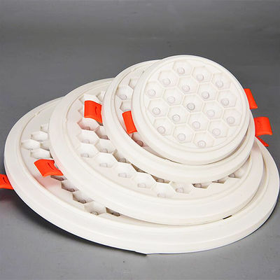 Putaran 9w 18w 24w 36w Slim Led Panel Downlight Untuk Keluarga Hotel