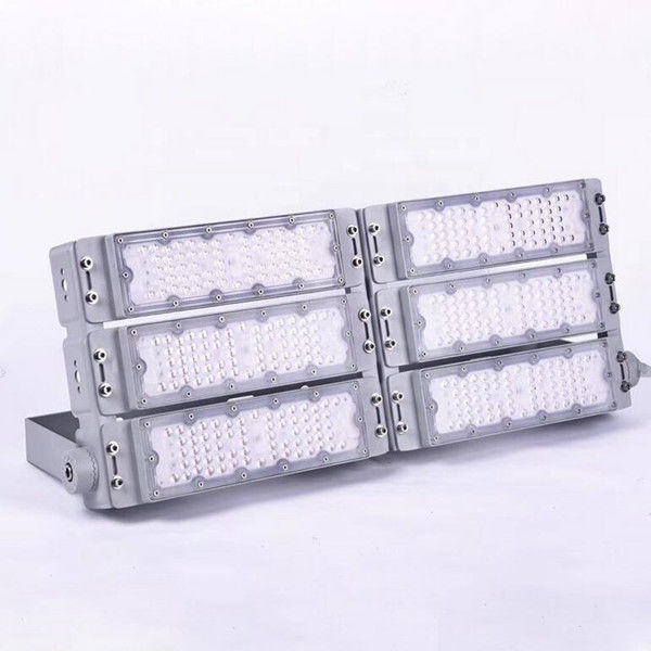 Lampu Sorot Aluminium dengan Tampilan Persegi dari 100w hingga 12000W Daya Tinggi untuk Penggunaan di Luar Ruangan